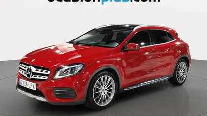 Usado Mercedes GLA180 AMG 122 CV (89 kW) 2020 Rojo SUV