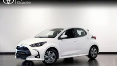 Blanco Usado 2024 Toyota Yaris Hybrid Active Berlina | 22.900 € (Precio justo)