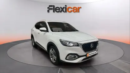 Używany MG HS Luxury 258 KM (189 kW) 2022 Biały SUV