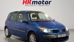 Bronce Usado 2007 Renault Scénic II Dynamique Monovolumen | 2510 € (Precio justo)