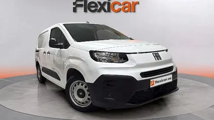 Usado Fiat Doblò 102 CV (75 kW) 2024 Monovolumen