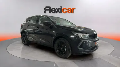 Usado Opel Grandland X S 131 HP (96 kW) 2024 Preto SUV