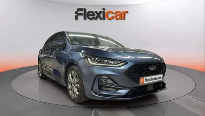 Usado Ford Focus ST-Line 125 CV (91 kW) 2023 Azul Berlina