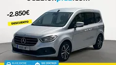 Gris Usado 2023 Mercedes A180 Monovolumen | 25.650 € (Precio justo)