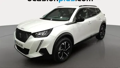 Usado Peugeot 2008 Allure 131 CV (96 kW) 2023 SUV