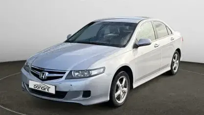Usado Honda Accord Sport 155 CV (114 kW) 2007 Gris / plata Berlina
