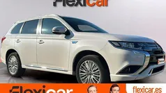Blanco Usado 2019 Mitsubishi Outlander P-HEV Motion SUV | 19.990 € (Precio justo)