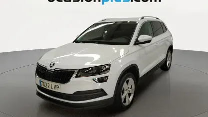 Usado Skoda Karoq Ambition 150 CV (110 kW) 2021 Blanco SUV