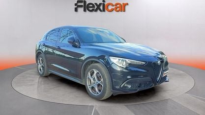 Usado Alfa Romeo Stelvio Sprint 160 CV (117 kW) 2022 Negro SUV