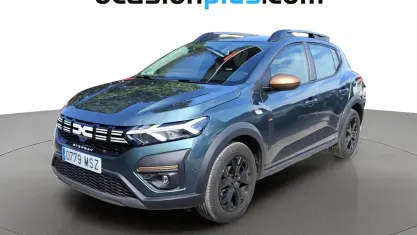 Usado Dacia Sandero Extreme 91 CV (66 kW) 2024 Verde SUV