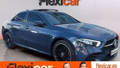 Usado Mercedes A250 218 CV (160 kW) 2021 Azul Berlina
