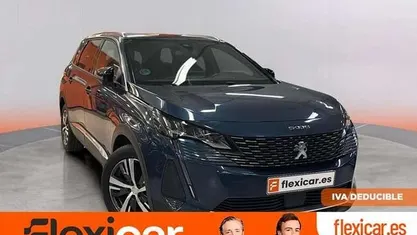 Usado 2023 Peugeot 5008 Allure SUV | 22.990 € (Buen precio)