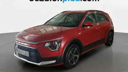 Usado Kia Niro 141 CV (103 kW) 2022 Rojo SUV