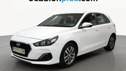 Usado Hyundai i30 120 CV (88 kW) 2019 Blanco Utilitario
