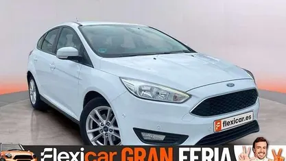 Usado Ford Focus Trend+ 125 CV (91 kW) 2017 Blanco Utilitario