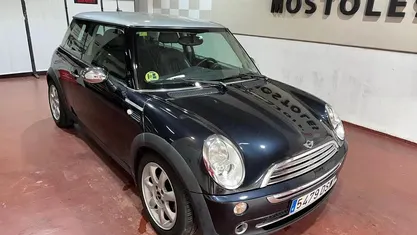 Usado Mini Cooper 115 CV (84 kW) 2005 Negro Utilitario