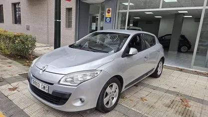 Usado Renault Mégane III Dynamique 106 CV (77 kW) 2010 Utilitario