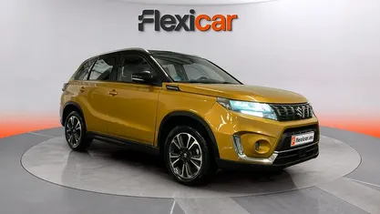 Usado Suzuki Vitara 129 CV (94 kW) 2021 Amarillo SUV