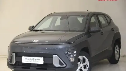 Usado Hyundai Kona 129 CV (94 kW) 2025 Gris SUV
