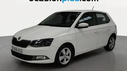 Usado Skoda Fabia 95 CV (69 kW) 2017 Blanco Utilitario