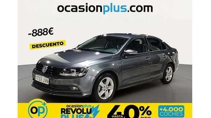 Usado VW Jetta Advance 110 CV (80 kW) 2016 Gris Berlina