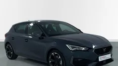 Gris Usado 2024 Cupra Leon Coupe | 29.431 € (Buen precio)