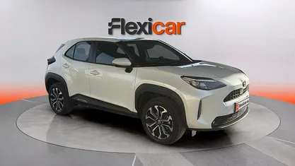 Usado Toyota Yaris Hybrid Active 116 CV (85 kW) 2022