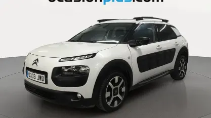 Usado Citroën C4 Cactus Shine Edition 110 CV (80 kW) 2017 Blanco Utilitario