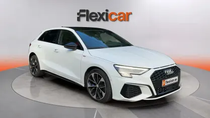 Usado Audi A3 S-Line 150 CV (110 kW) 2022 Blanco Berlina