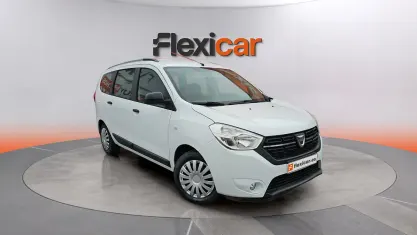 Usado Dacia Lodgy Comfort 95 CV (69 kW) 2019 Blanco Monovolumen
