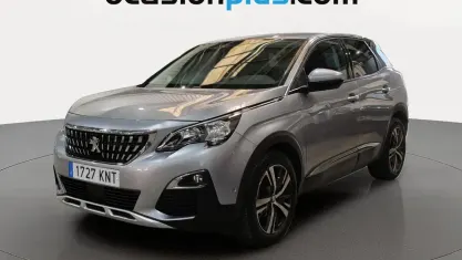 Usado Peugeot 3008 Allure 130 CV (95 kW) 2018 Gris SUV