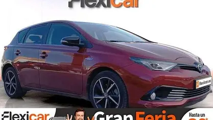 Usado 2017 Toyota Auris Hybrid Active Utilitario | 12.490 € (Buen precio)