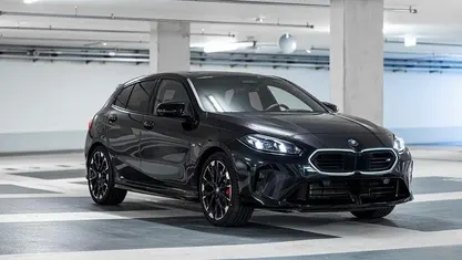 Usado BMW M135 Comfort Edition 300 CV (220 kW) 2025 Utilitario