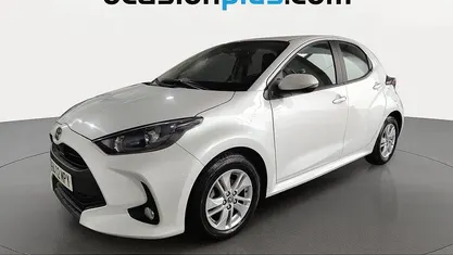 Usado 2024 Toyota Yaris Edition Utilitario | 15.455 € (Buen precio)