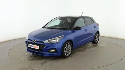 Usado Hyundai i20 101 CV (74 kW) 2020 Azul Utilitario