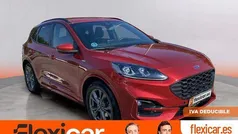 Rojo Usado 2022 Ford Kuga ST-Line SUV | 16.990 € (Precio justo)