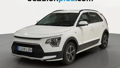 Usado Kia Niro 141 CV (103 kW) 2022 Blanco SUV