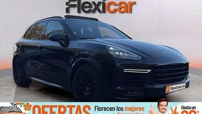 Käytetty Porsche Cayenne GTS 441 HP (324 kW) 2016 Musta Katumaasturi