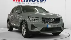 Gris / plata Usado 2023 Volvo XC40 Core SUV | 30.890 € (Buen precio)