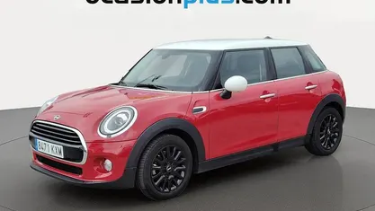 Usado Mini Cooper 136 CV (100 kW) 2019 Rojo Utilitario