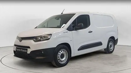 Usado Toyota Proace 100 kW (136 CV) 2024 Blanco Monovolumen