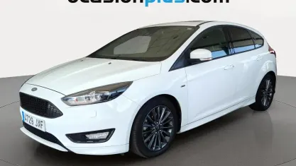 Usado Ford Focus ST-Line 182 CV (133 kW) 2017 Blanco Utilitario