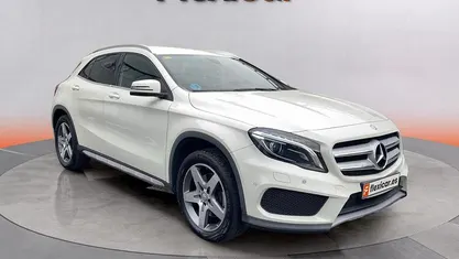 Usado Mercedes GLA200 AMG line 136 CV (100 kW) 2016 SUV