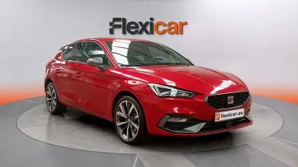 Usado Seat Leon FR 204 CV (150 kW) 2020 Granate Berlina