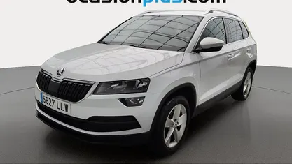 Usado Skoda Karoq Ambition 150 CV (110 kW) 2020 Blanco SUV