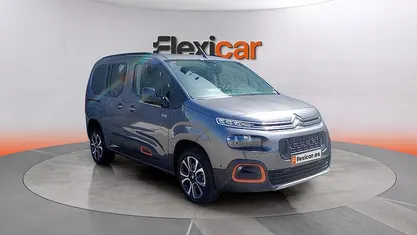 Usado Citroën Berlingo 130 CV (95 kW) 2023 Gris Monovolumen