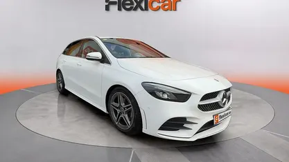 Usado Mercedes B200 150 CV (110 kW) 2020 Blanco Monovolumen