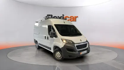 Usado Peugeot Boxer 140 CV (102 kW) 2022 Blanco Van