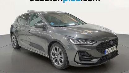 Usado Ford Focus ST-Line 155 CV (114 kW) 2024 Gris Utilitario