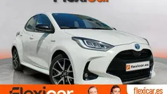 Blanco Usado 2021 Toyota Yaris Hybrid Active Berlina | 20.490 € (Precio justo)